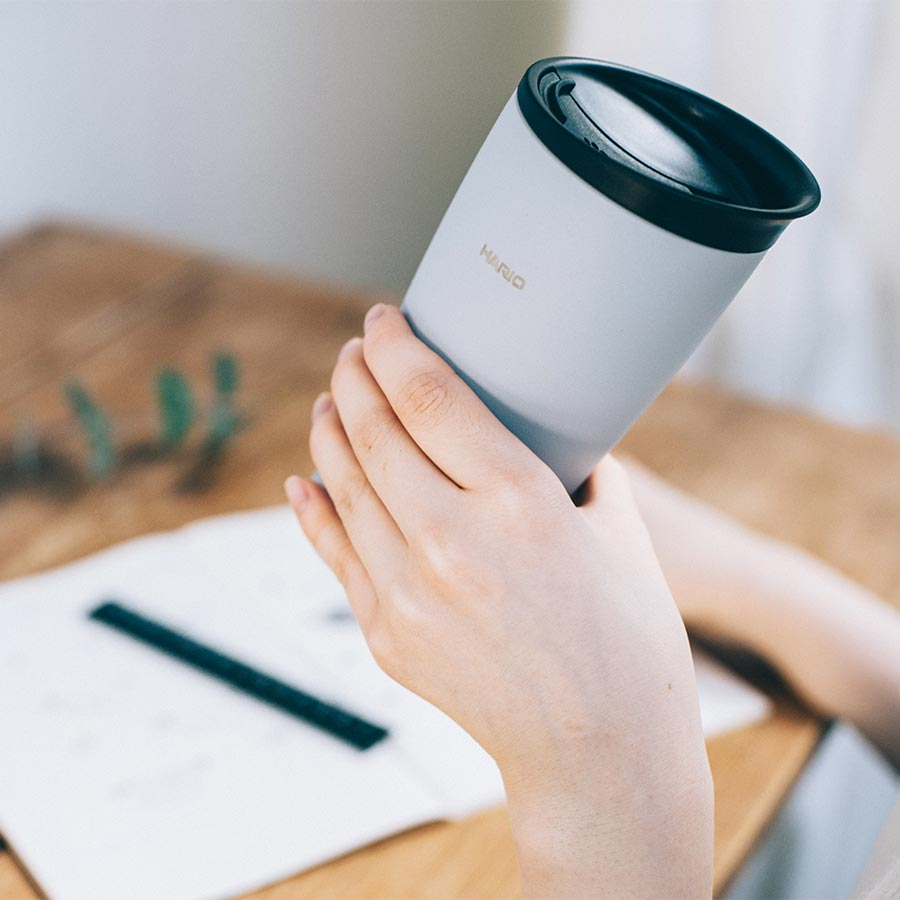 Hario - Thermobecher mit Deckel grau 300ml