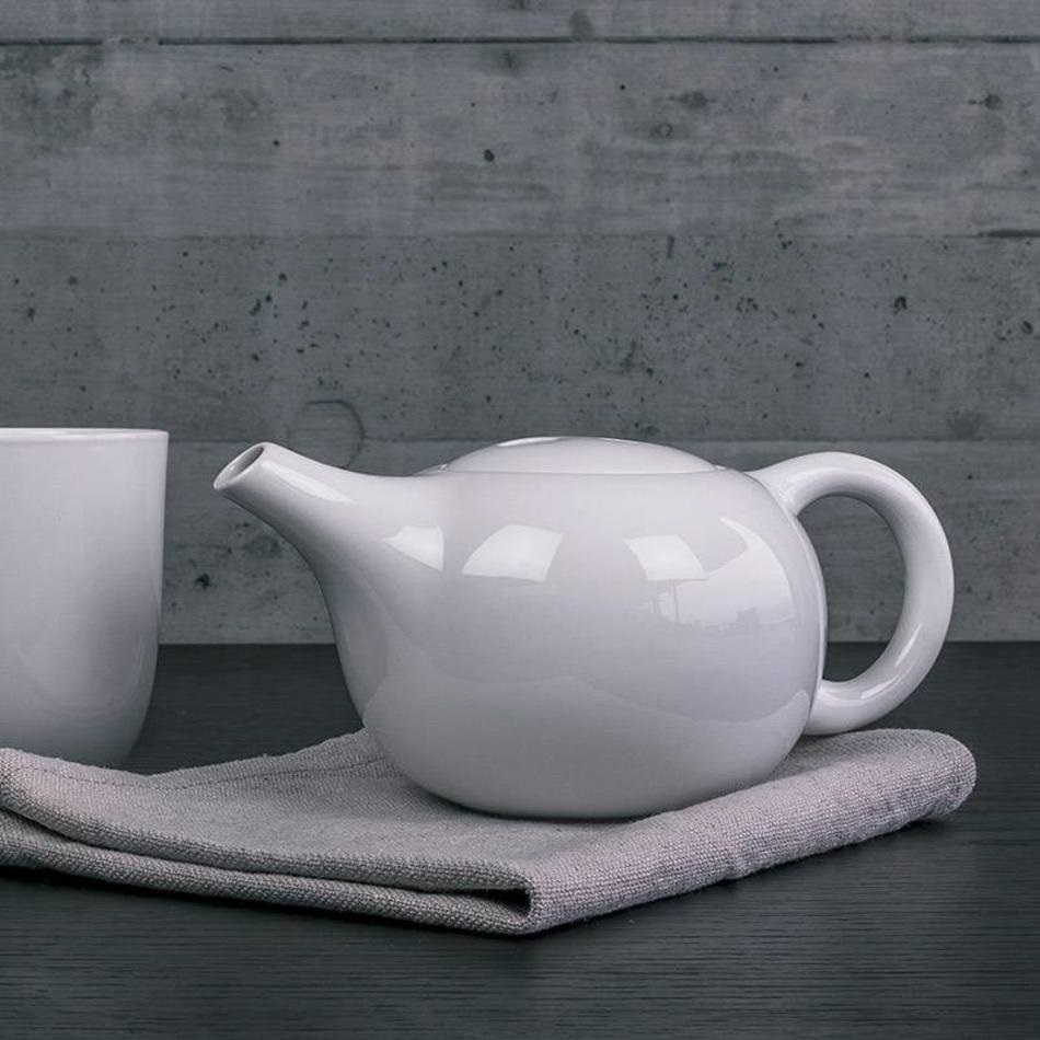 Carl Henkel - Teekanne Mina 1 Liter