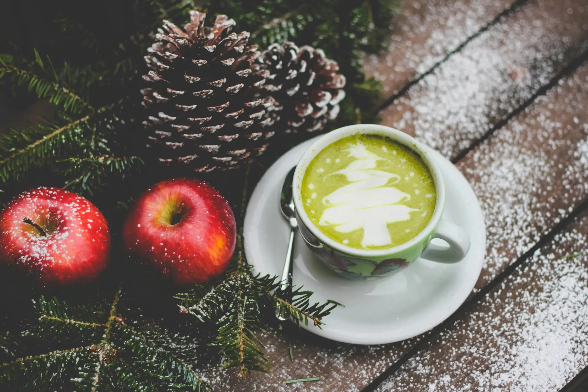 Matcha Weihnachten Apfel Tannenbaum