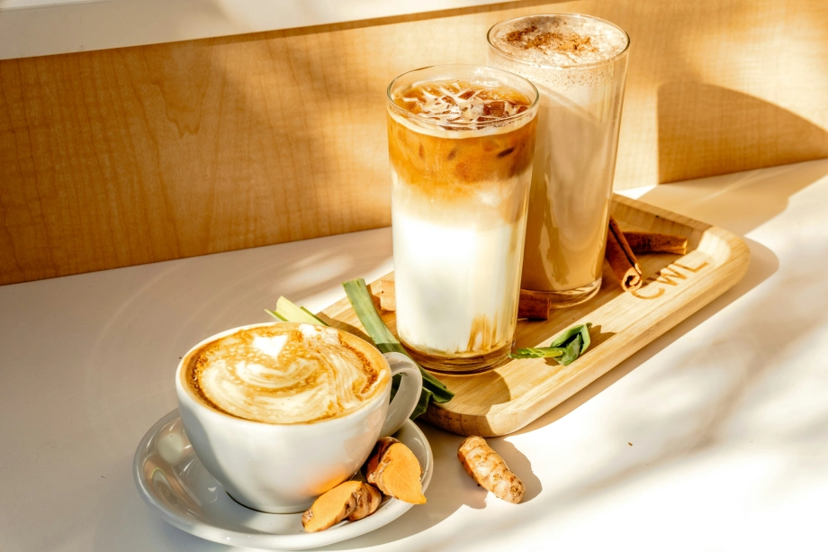 Goldene Milch und Chai