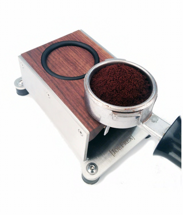 JoeFrex - Tamping Station Walnuss