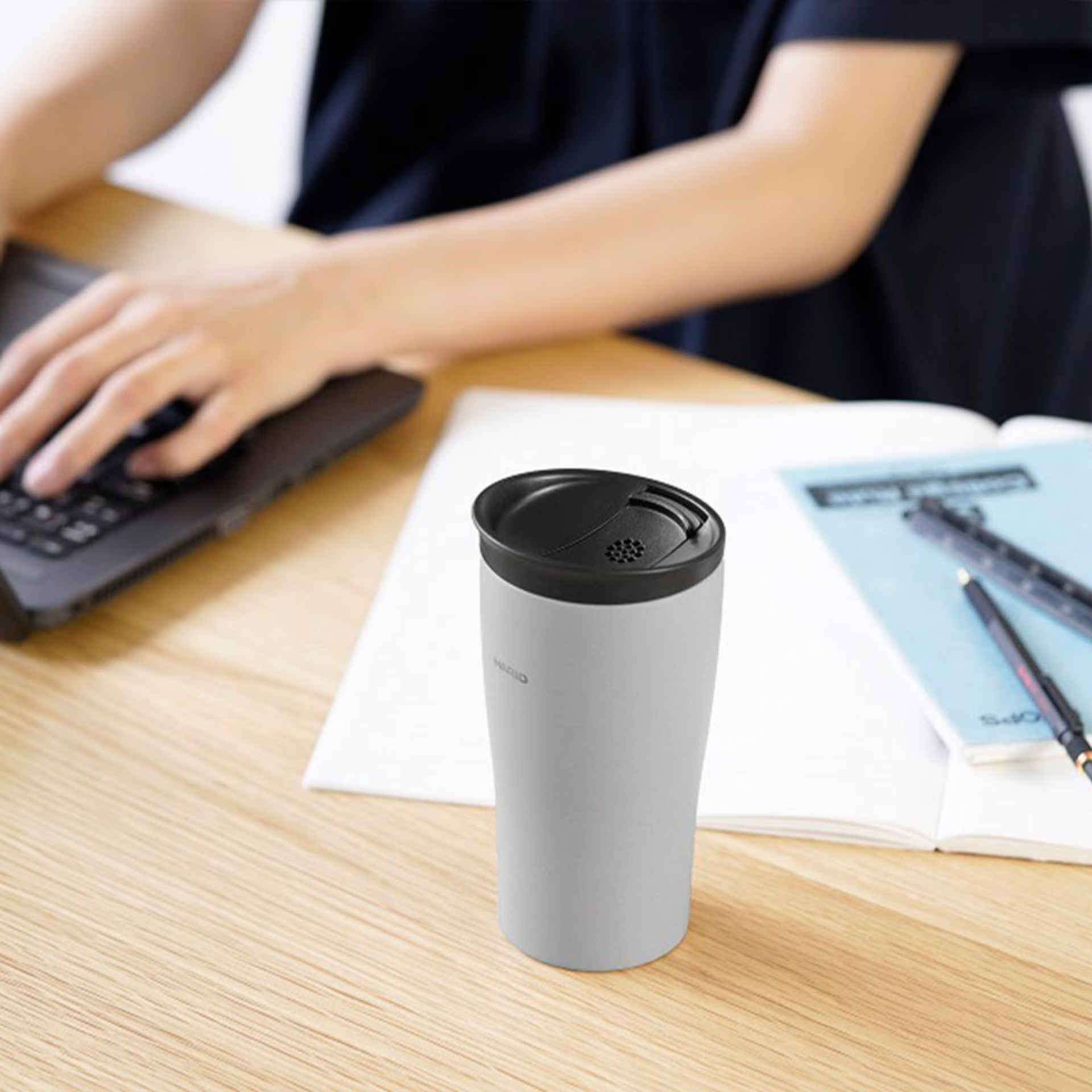 Hario - Thermobecher mit Deckel grau 300ml