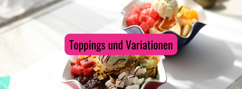 Frozen Yogurt mit verschiedenen Toppings