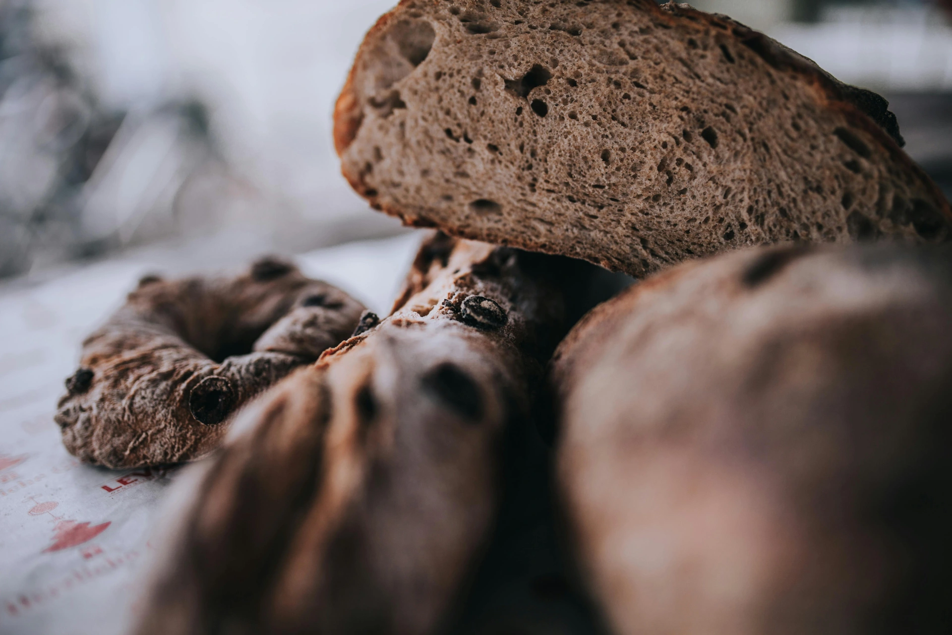 food pairing chocolate and bread
