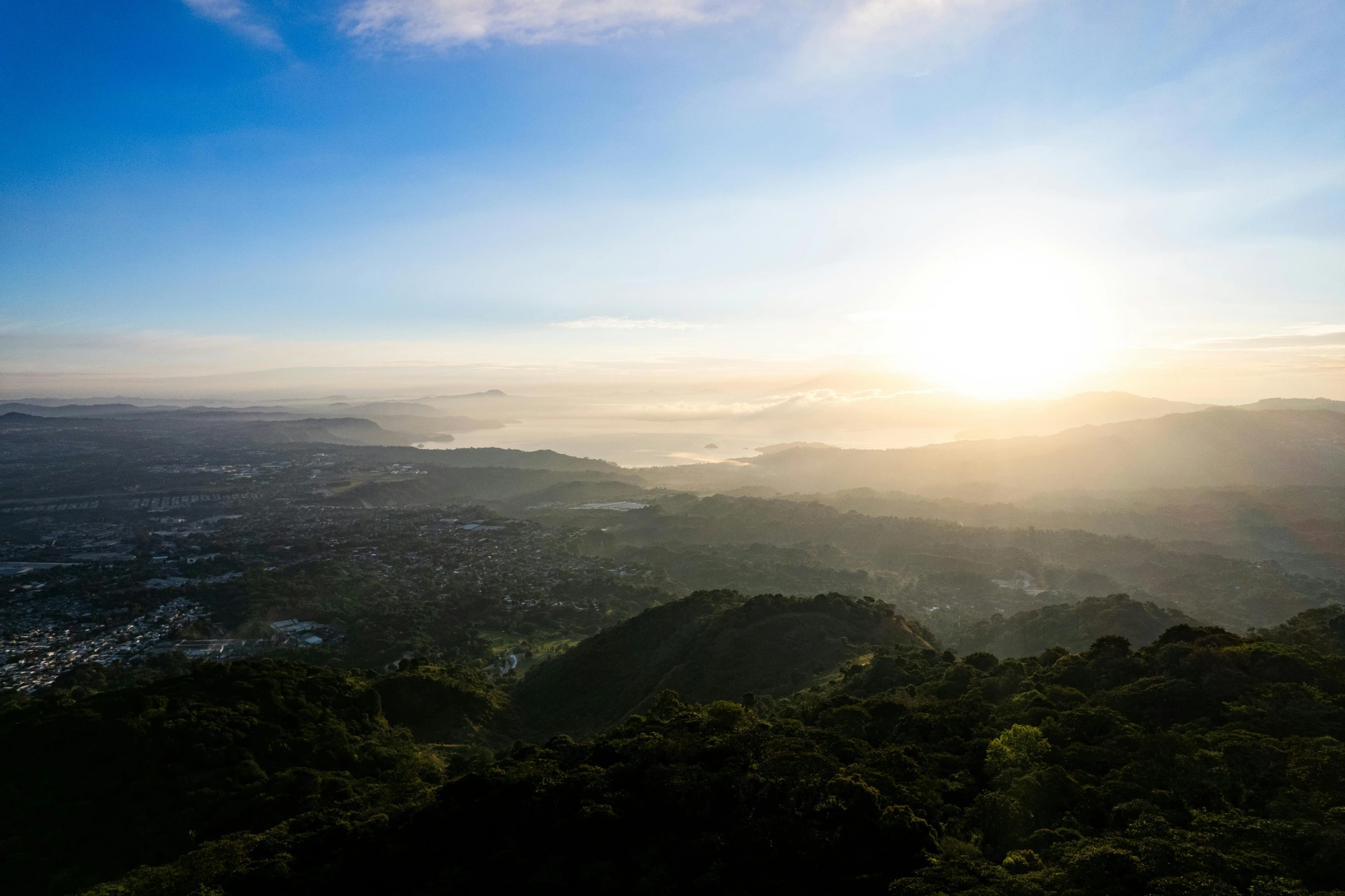 El Salvador Aussicht über Kaffeeplantagen